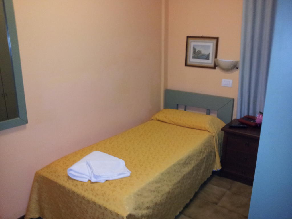 Zenith Hotel Montecatini Terme Kamer foto