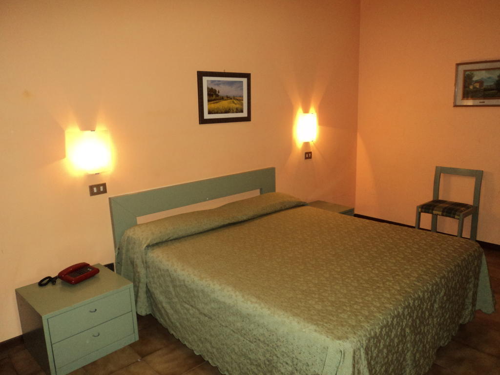 Zenith Hotel Montecatini Terme Kamer foto