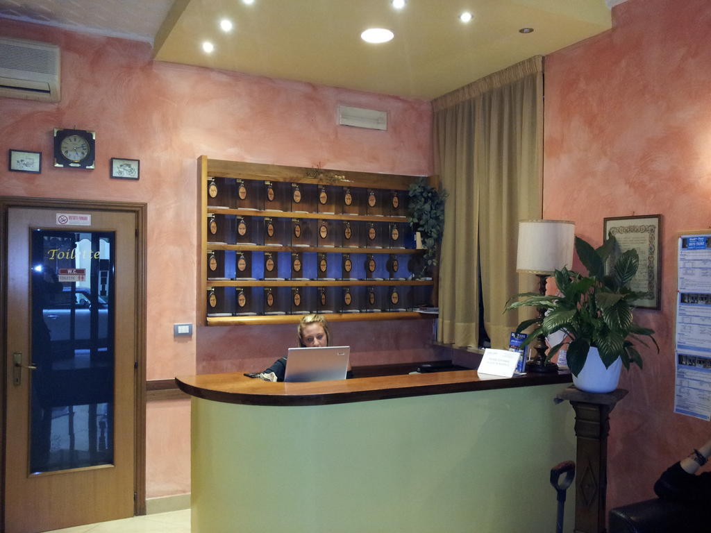 Zenith Hotel Montecatini Terme Buitenkant foto